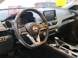 نيسان ألتيما